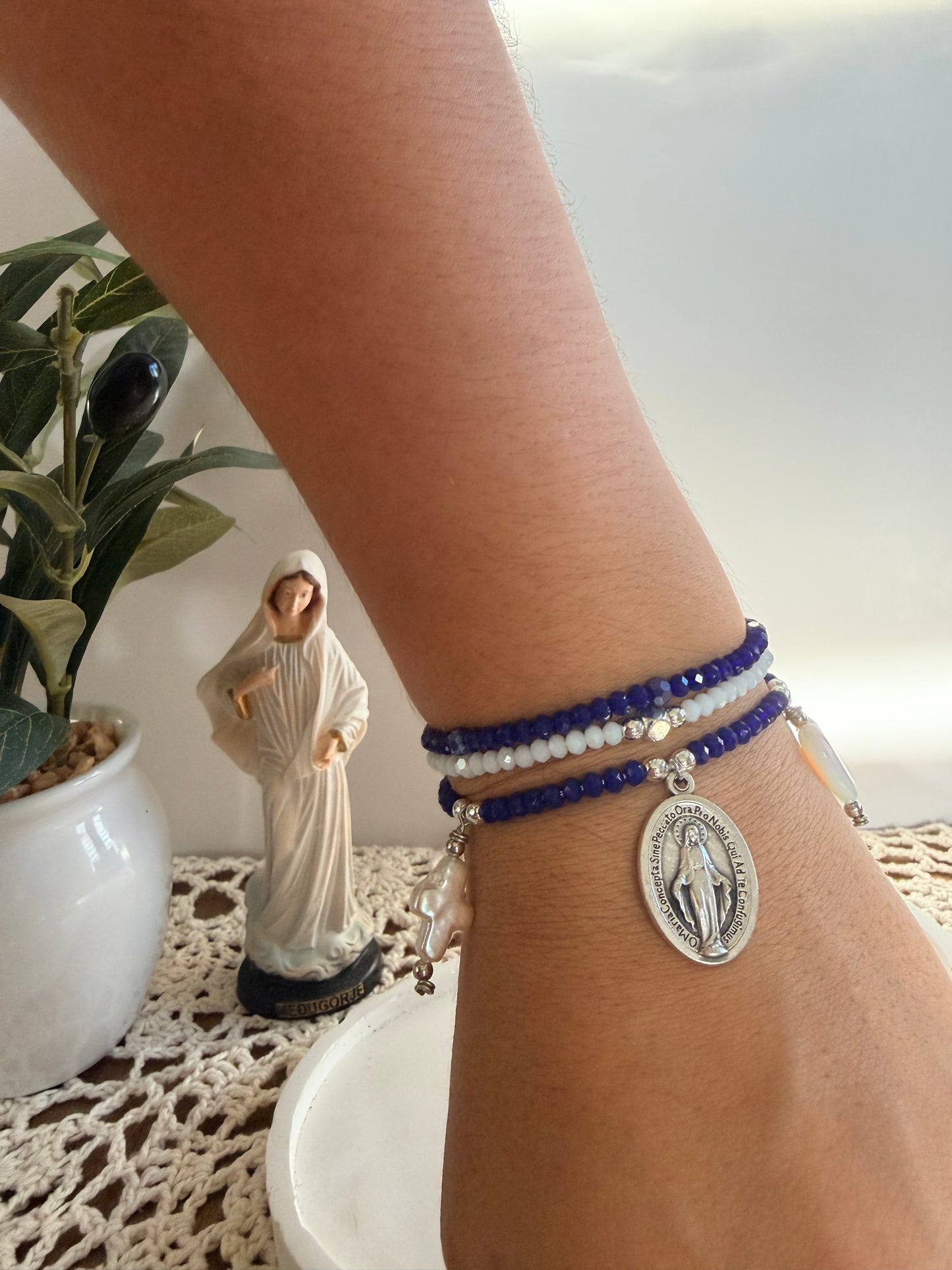 Virgen Milagrosa Bracelet