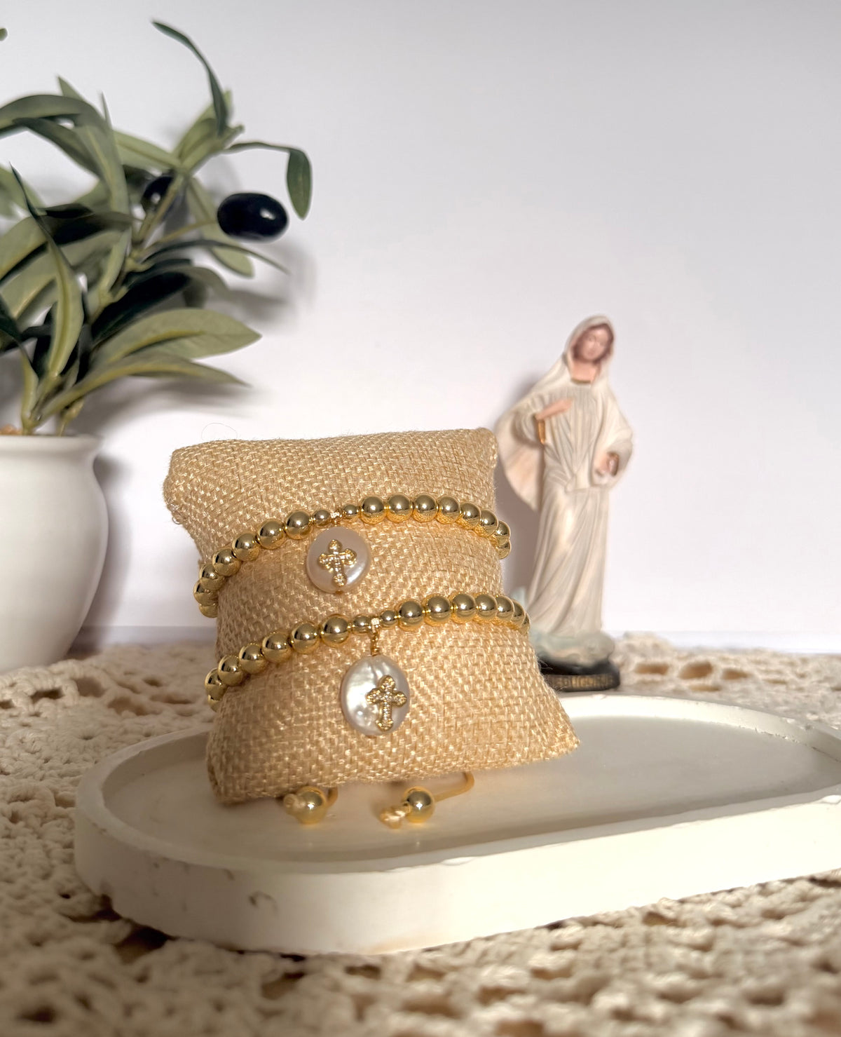 Cruz y Perla Bracelet