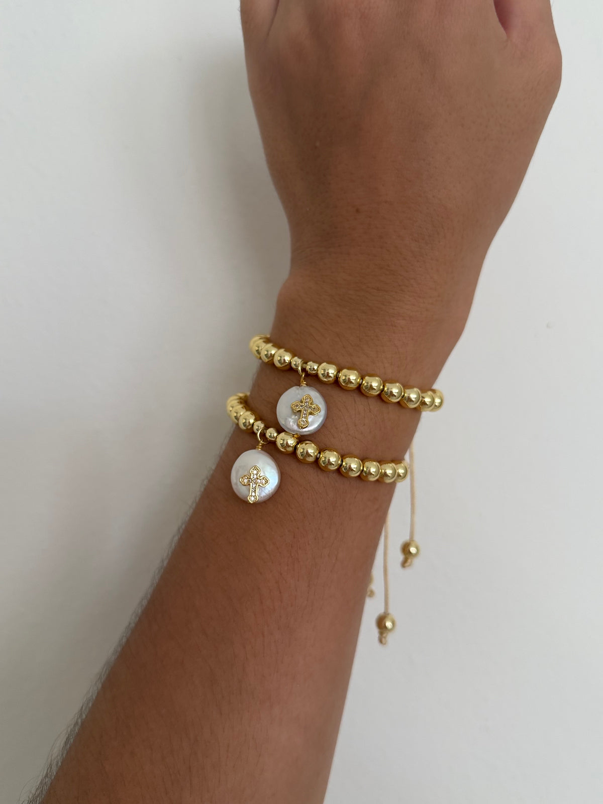 Cruz y Perla Bracelet