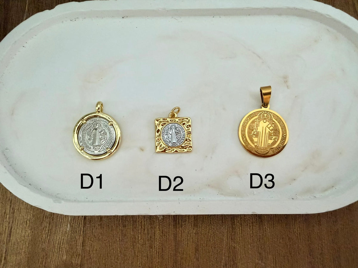 Collar + Charm